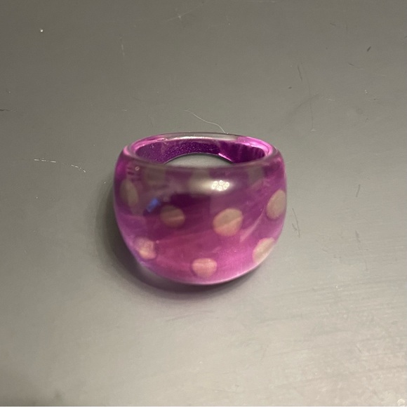 Sz 5.75 Purple Resin polka dot Ring - Picture 3 of 10